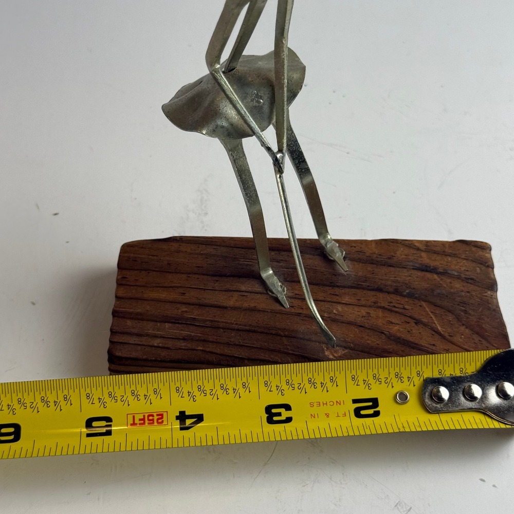 Vintage Sterner Imports Golfer Nail Art Sculpture Made in Spain Wood Base - Picture 4 of 7